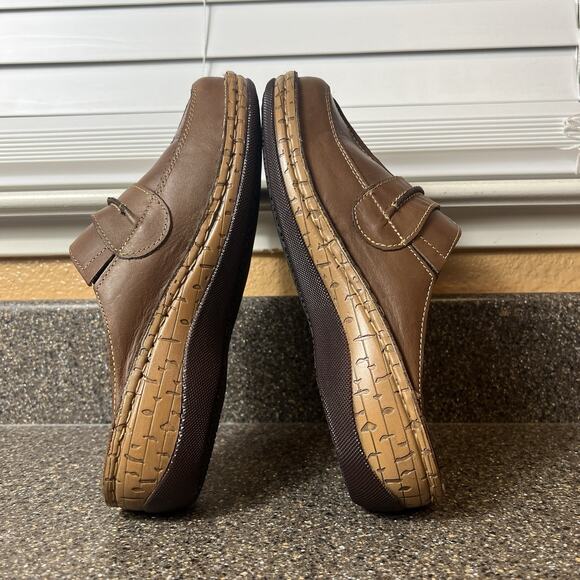 Propet Clogs Brown Leather Womens Sz 8.5 M(B) Comfort Casual Mule Slip Resistant - Picture 6 of 11
